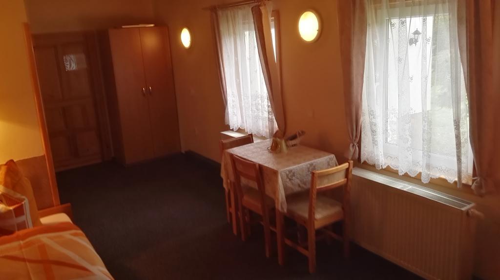 Pension Jitka Šimonovice エクステリア 写真